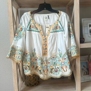 Anthropologie Boho top Akemi + Kim